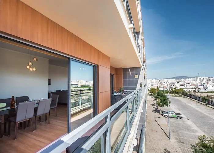 Sunset Olhao- Modern 3 Bed Luxury With Rooftop Pool Olhão