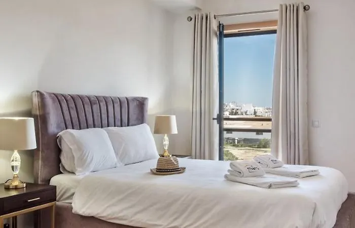 Sunset Olhao- Modern 3 Bed Luxury With Rooftop Pool *