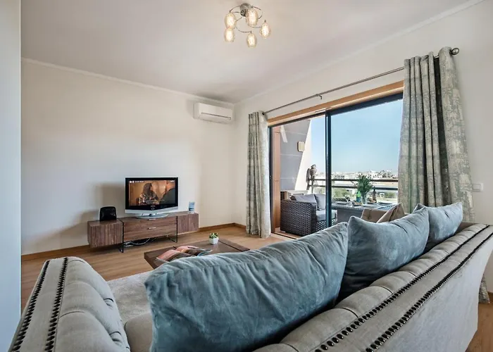 Sunset Olhao- Modern 3 Bed Luxury With Rooftop Pool Appartement